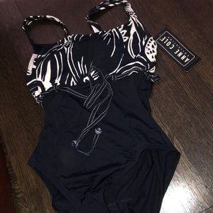 NWT anne cole one piece bathing suit